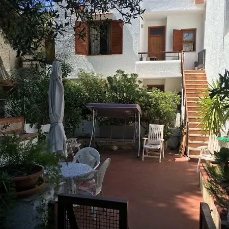 Apartment Calarossa *