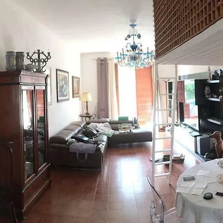 Calarossa Apartment